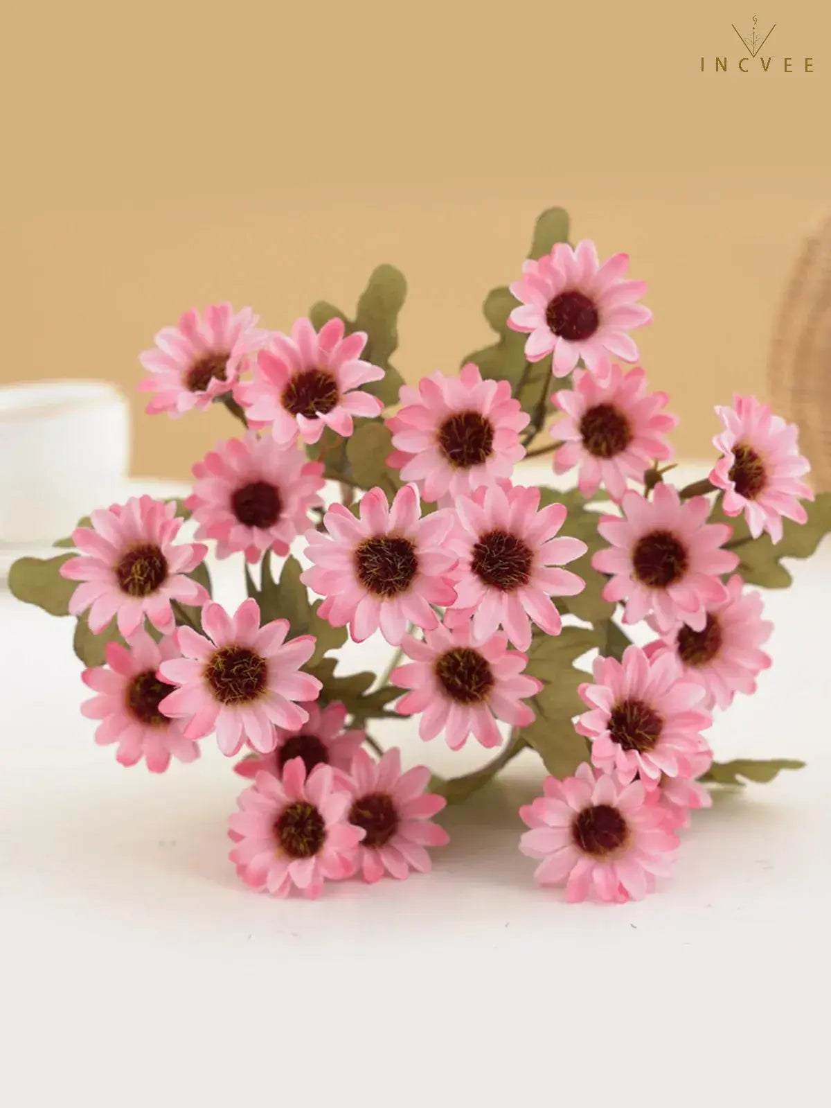 Künstliche Seiden-Gänseblümchen (21 Köpfe) für den Außenbereich – farbecht, biegsame Drahtstiele, 32 cm, kleine Wildblumen