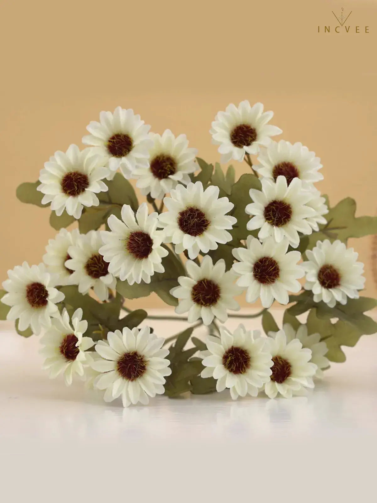 Künstliche Seiden-Gänseblümchen (21 Köpfe) für den Außenbereich – farbecht, biegsame Drahtstiele, 32 cm, kleine Wildblumen