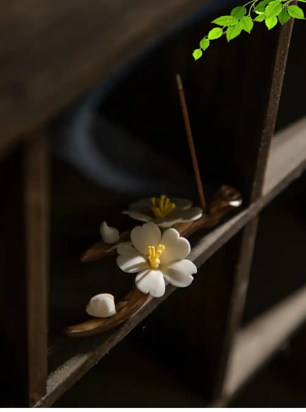 Ceramic Plum Blossom Incense Holder - Pure Handmade Tea Ceremony Decoration