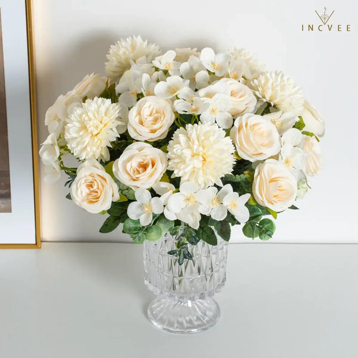 Kuratierter Seidenrosen- und Kirschblütenstrauß – Mischung aus künstlichen Hortensien und Eukalyptus, 31 cm