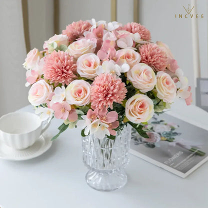 Kuratierter Seidenrosen- und Kirschblütenstrauß – Mischung aus künstlichen Hortensien und Eukalyptus, 31 cm