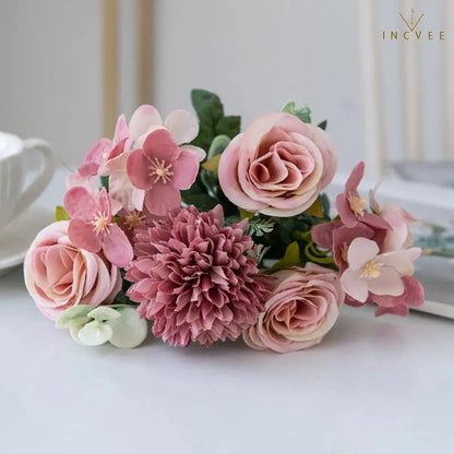 Kuratierter Seidenrosen- und Kirschblütenstrauß – Mischung aus künstlichen Hortensien und Eukalyptus, 31 cm