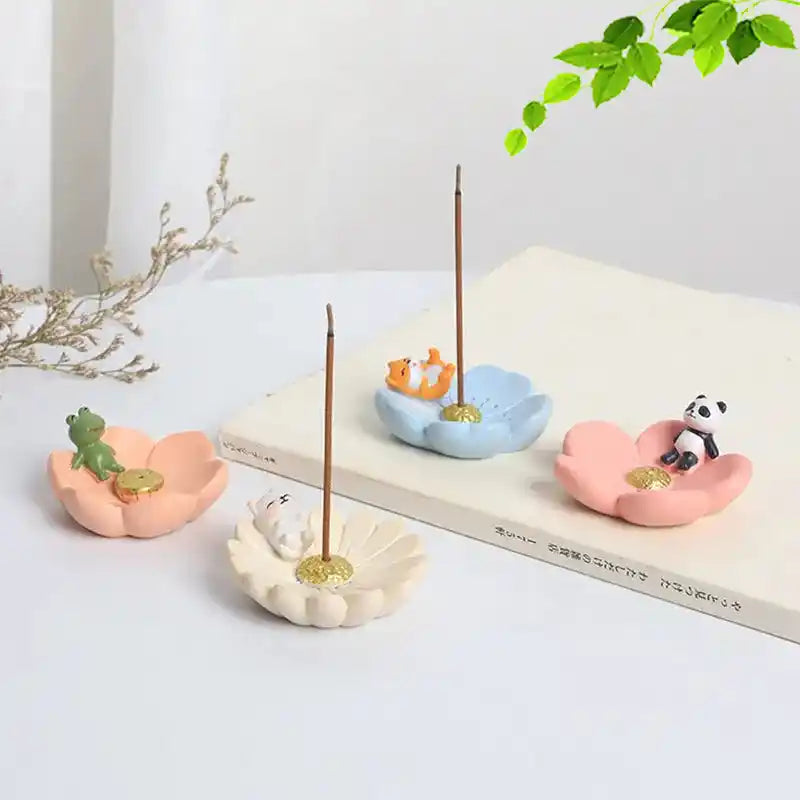 Japanese Style Resin Cherry Blossom Sakura Plate Incense Holder with Cute Animal