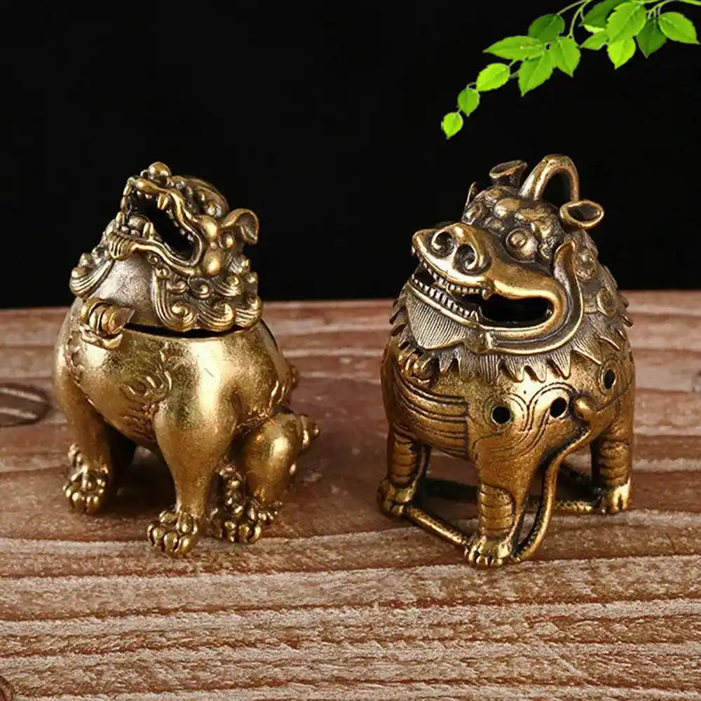 Lucky Feng Shui Mythical Beast Incense Burner - Retro Brass Hollow with Cover