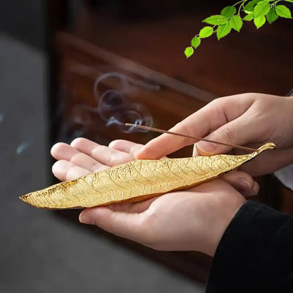 Golden Leaf Incense Holder - Zen-Inspired, Compact & Elegant